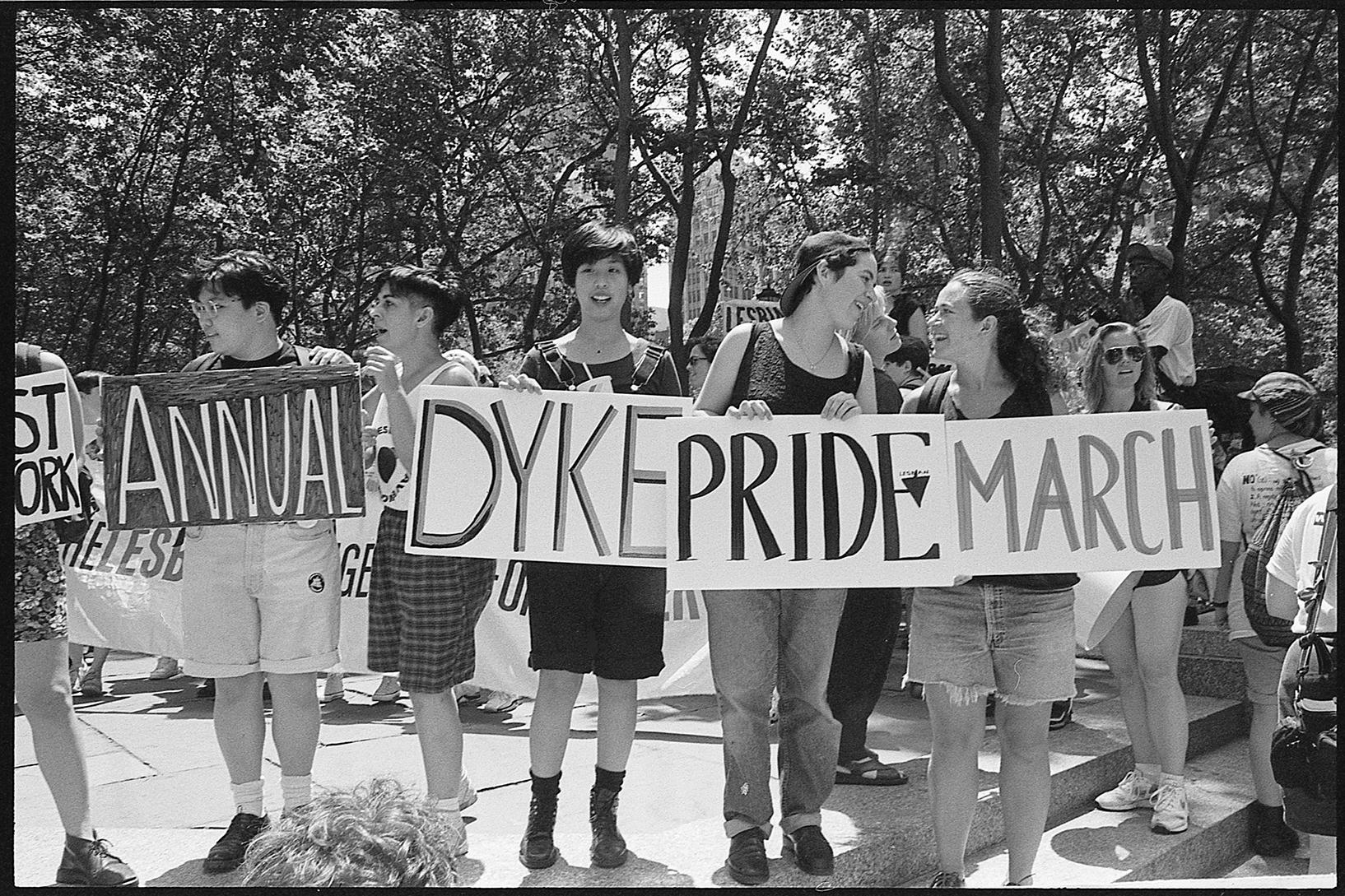 DYKE_March_13024401 MID